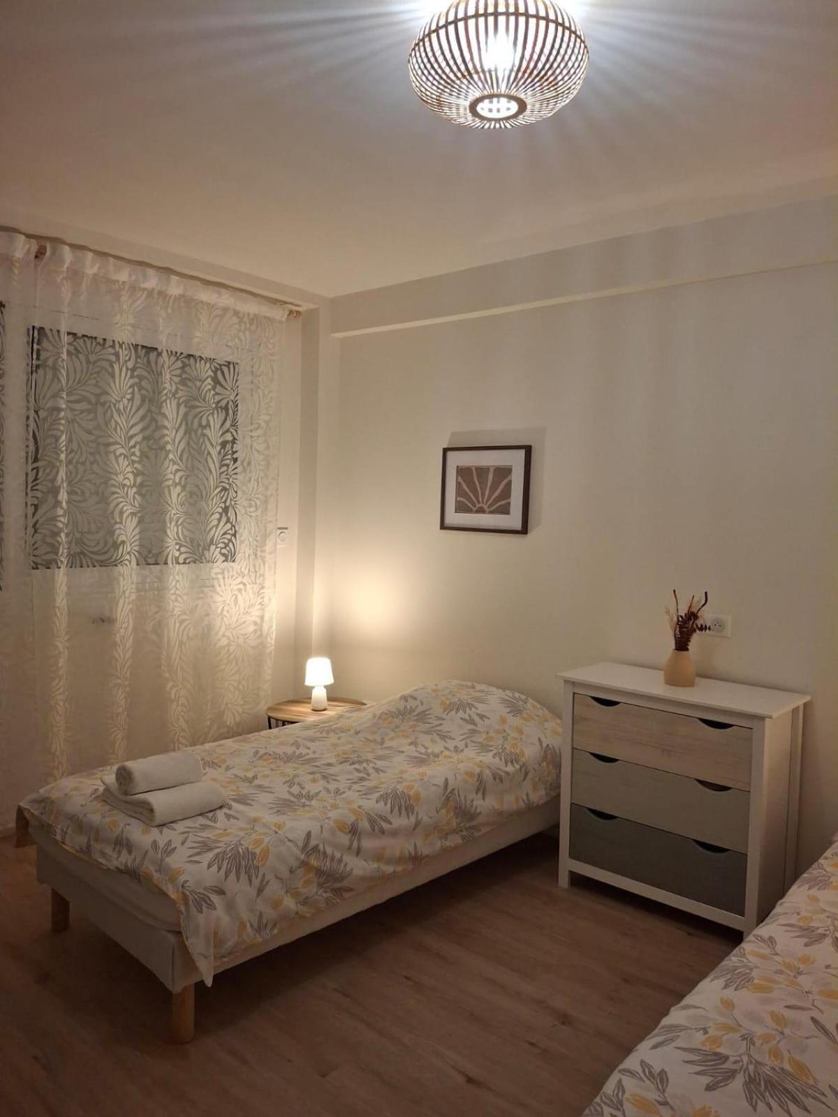 3 Pieces Apartment A Juan-Les-Pins Αντίμπ Εξωτερικό φωτογραφία