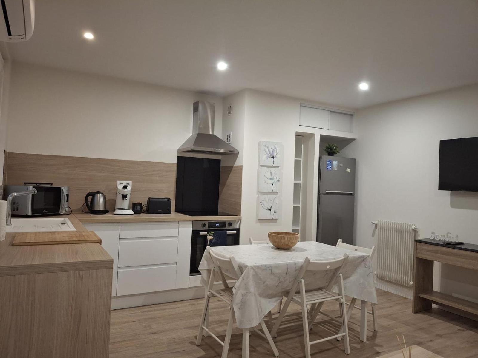 3 Pieces Apartment A Juan-Les-Pins Αντίμπ Εξωτερικό φωτογραφία